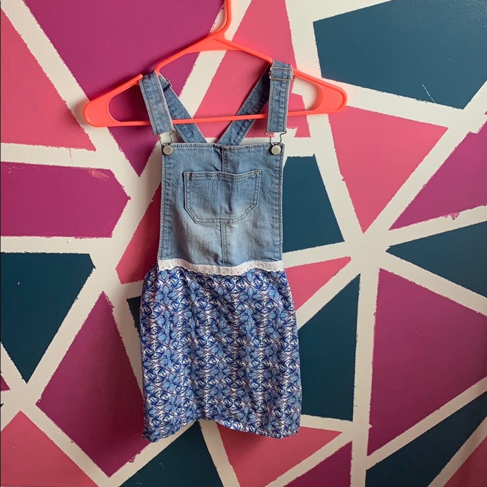 Overall dress